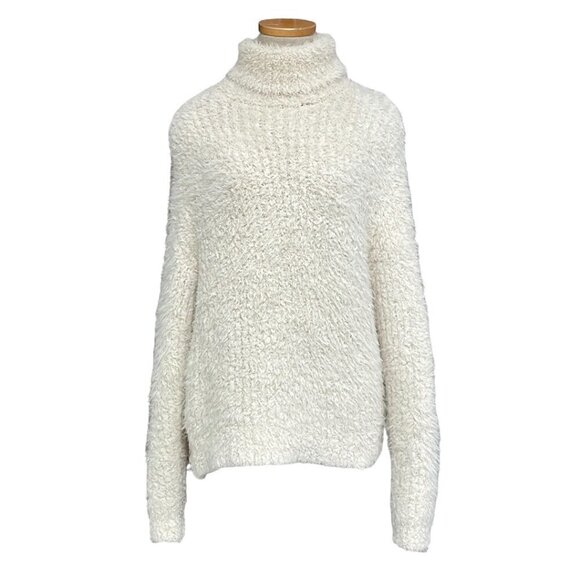 VICI Turtleneck Sweater Fuzzy Knit Pullover Cream Size Small S - Picture 1 of 16